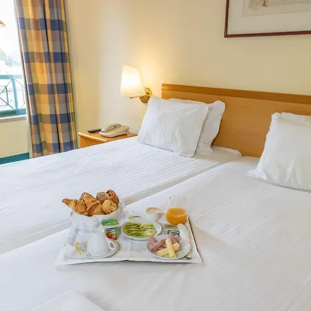 Hotel Flag Guimarães-fafe 3*