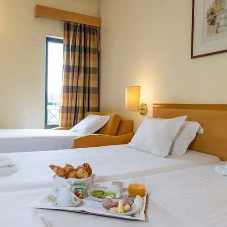 Hotel Flag Guimaraes 3*