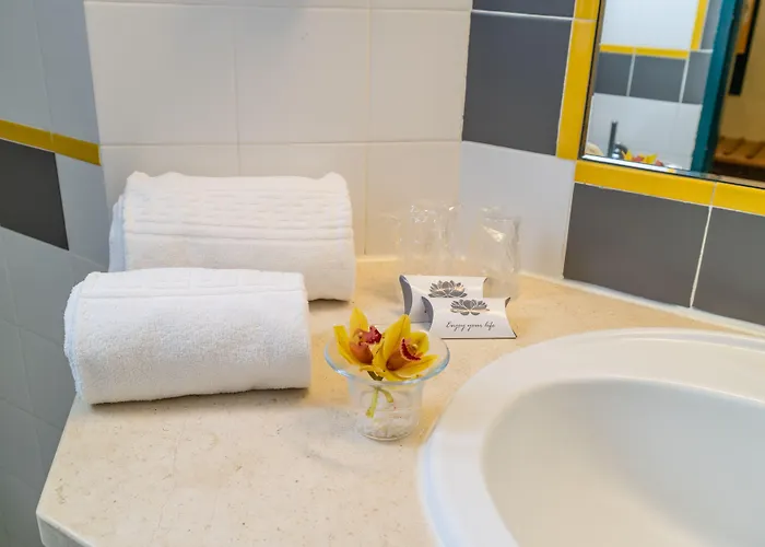 Flag Guimaraes Отель